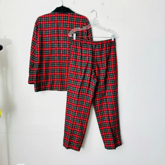Victorias Secret Country Vintage Plaid Red and Green Pajamas Set Women’s Size XS - Picture 2 of 12